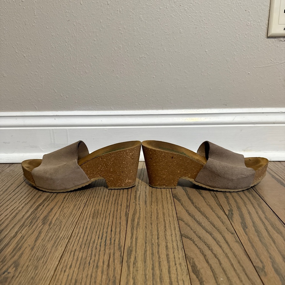 Wedges - Picture 7 of 7
